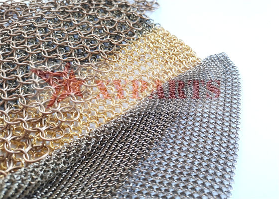 Lắp đặt dễ dàng Lưới vòng dây hàn cho tường rèm trang trí